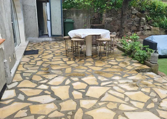 Calme, Authentique Et Spacieux Au Pied Du Gr20 Apartman *